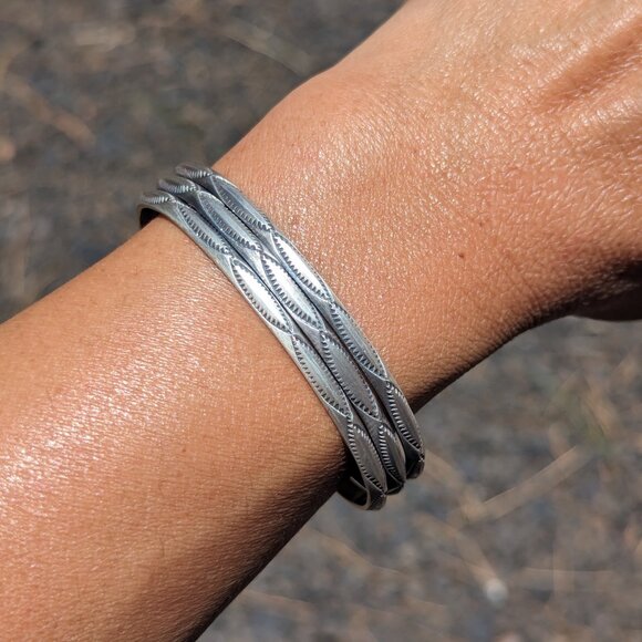 Navajo Bracelet Sterling Silver 3-Stacked‎ Look Design Jewelry Sz 6.5*** - Picture 1 of 10